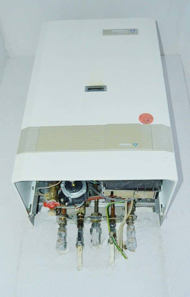 calefon-en-reparacion